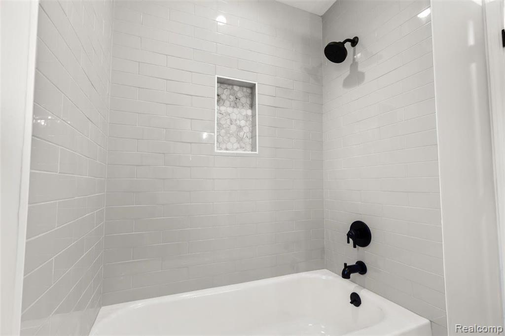 445 CHERRY HILLS, Oxford, MI 48371 — Photo 33