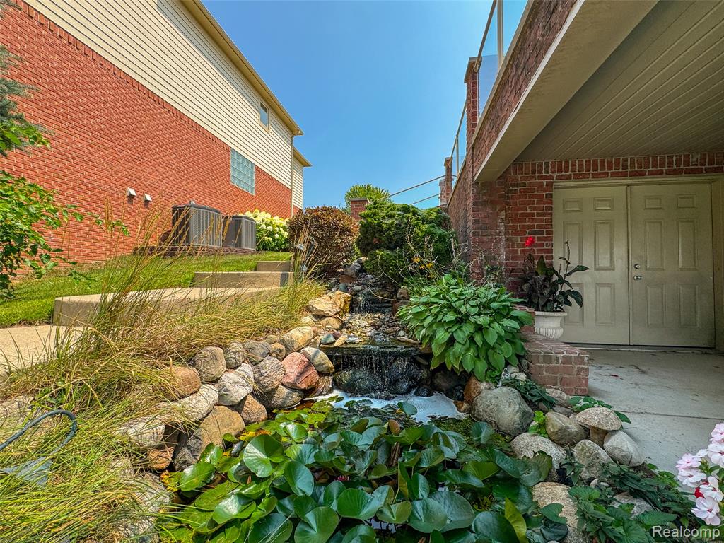 52455 Indian Summer Drive, Chesterfield, MI — Photo 36
