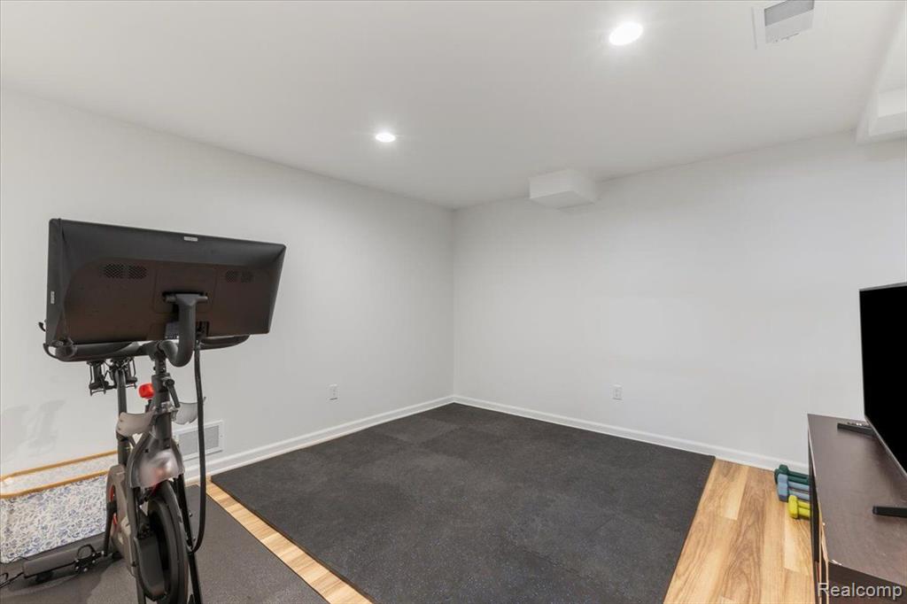 42508 RAVINA Court, Northville, MI 48168 — Photo 41