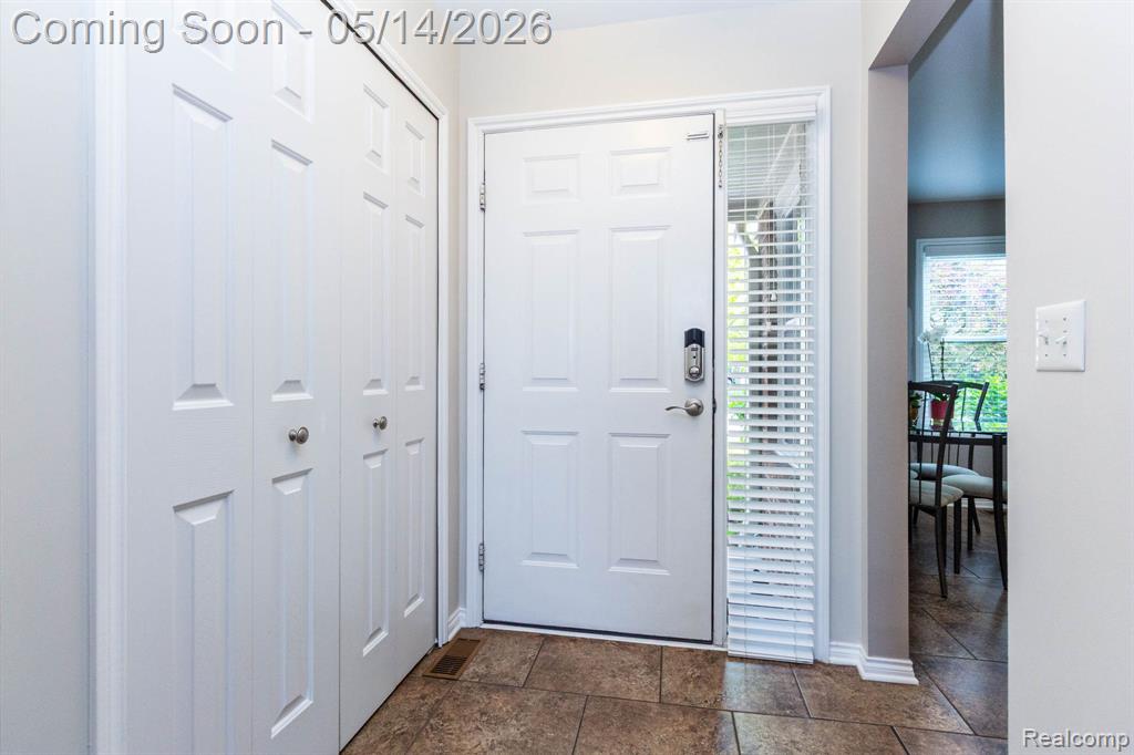 20725 Kenmare Drive, Macomb, MI 48044 — Photo 6