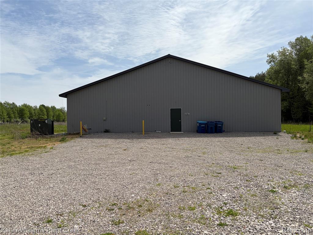 6745 Oak Road, Vassar, MI 48768 — Photo 2