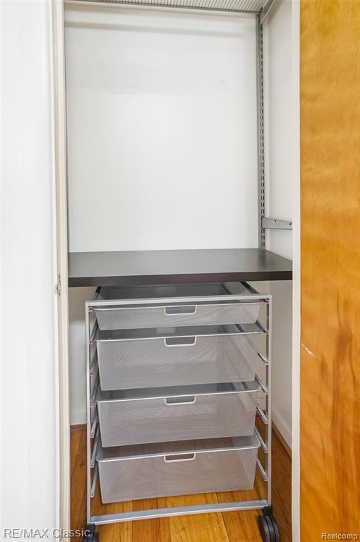 7218 Sterling, Center Line, MI 48015 — Photo 11