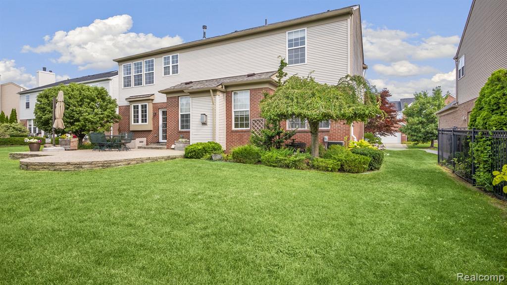 7164 MILLROCK Avenue, Shelby Twp, MI 48317 — Photo 2