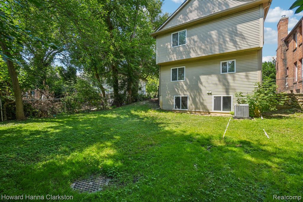 73 Poplar Avenue, Pontiac, MI 48342 — Photo 27