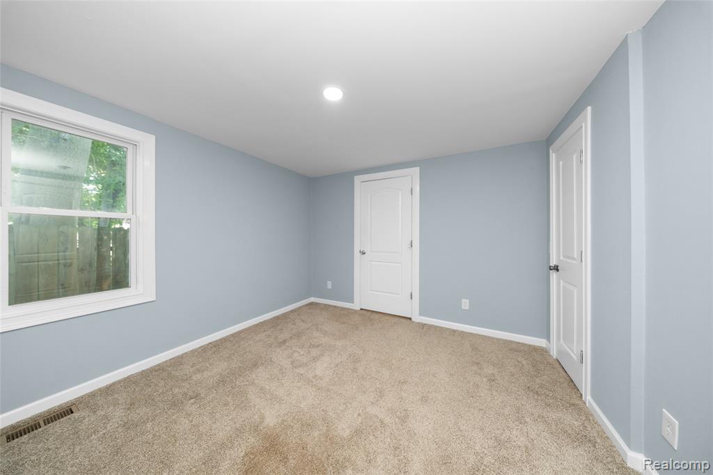 178 Lamay Avenue, Ypsilanti, MI 48198 — Photo 23