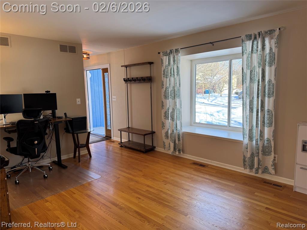 5736 Rothbury Court, Ypsilanti, MI 48197 — Photo 5