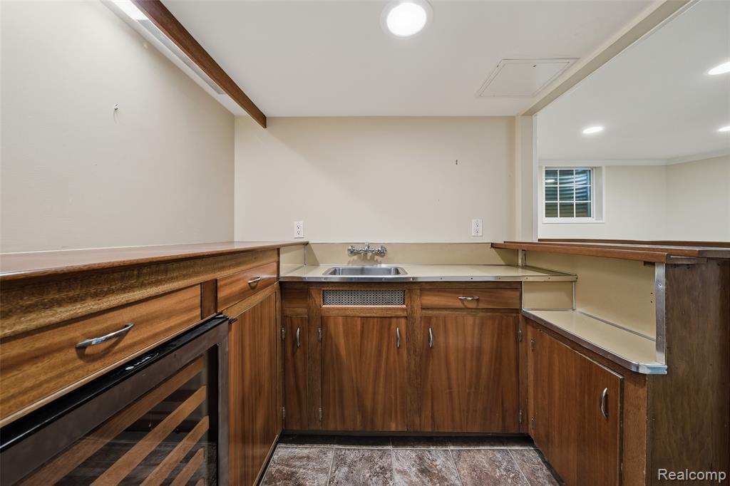 1019 N Cranbrook Road, Bloomfield, MI 48301 — Photo 33