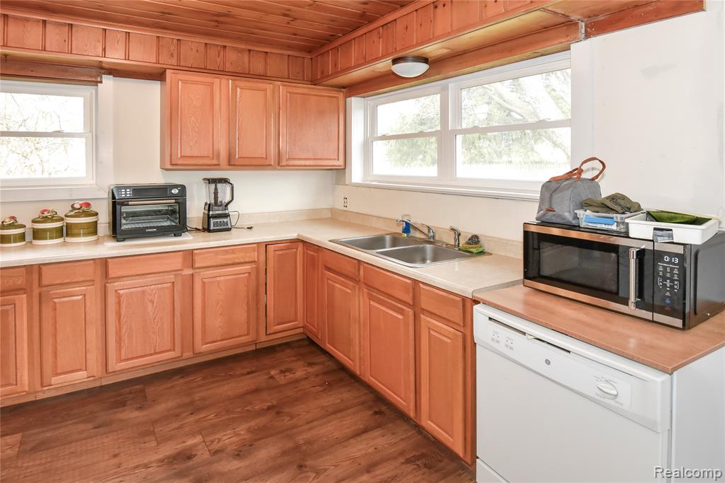 6530 Ellsworth Street, Marlette, MI 48453 — Photo 17