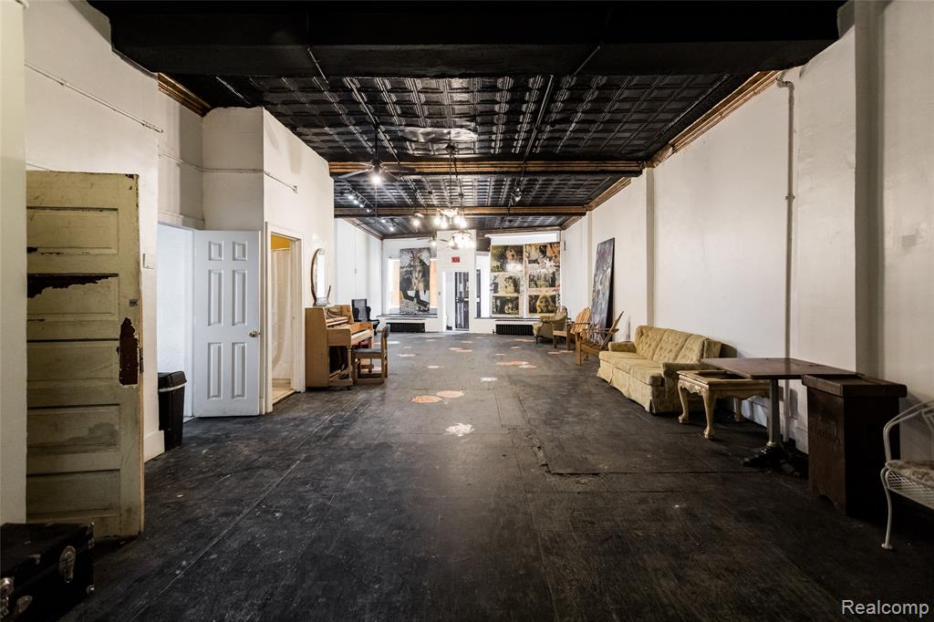 7824 Mount Elliott Street, Detroit, MI, 48211