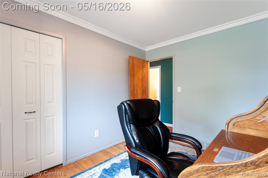 2446 Milverton Drive, Troy, MI 48083 — Photo 18