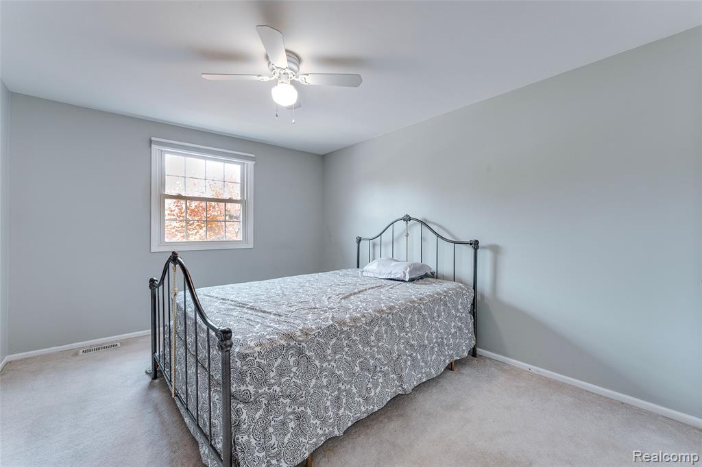 44827 Leslie Lane, Canton, MI 48187 — Photo 27