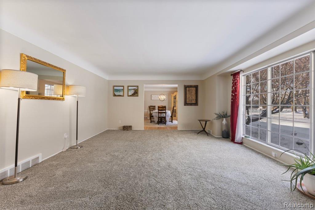 68864 WINGATE Drive, Washington, MI 48095 — Photo 13