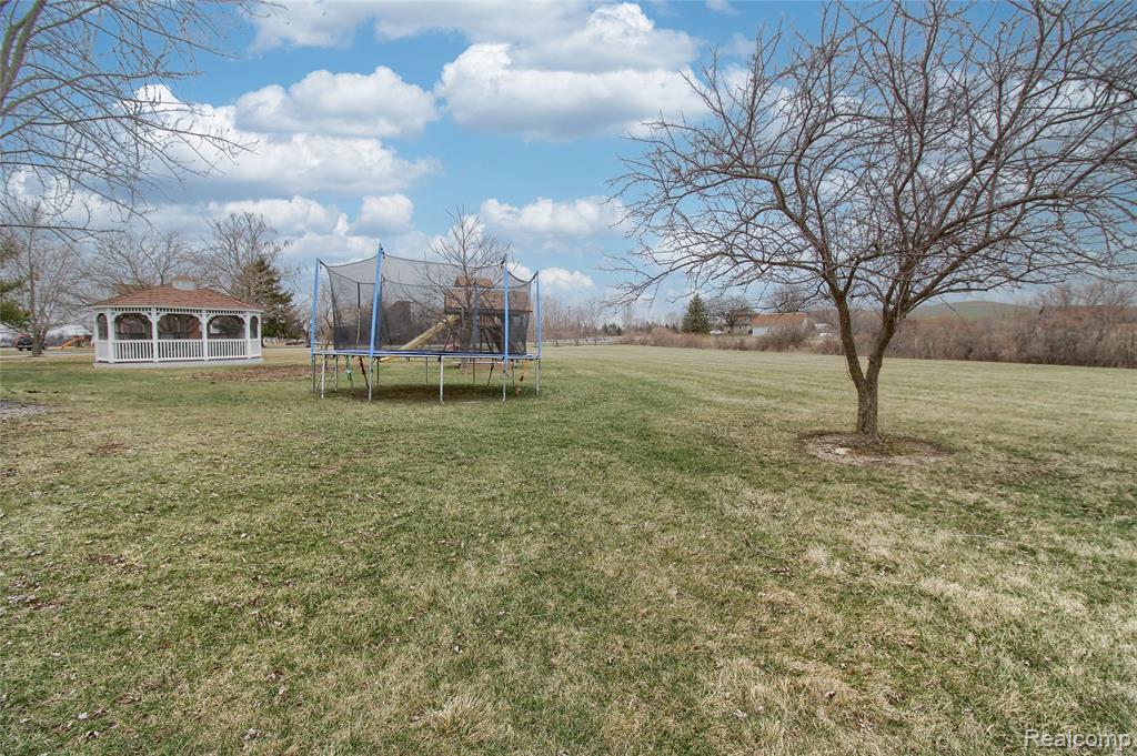 13974 Carleton West Road, Carleton, MI 48117 — Photo 26