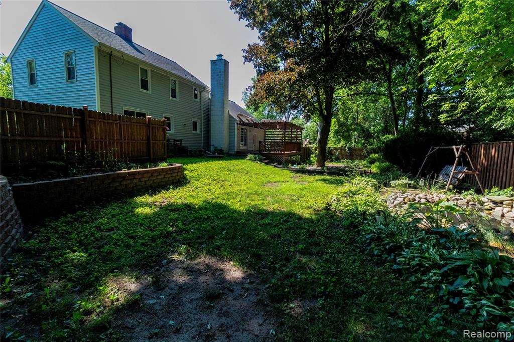 30 Brown Court, Midland, MI 48640 — Photo 38