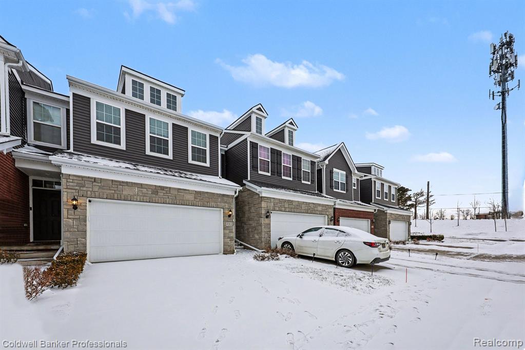 4883 Broomfield Way, Lake Orion, MI — Photo 3