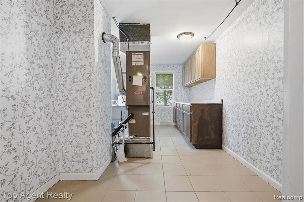 7048 Lapham, Waterford, MI 48329 — Photo 22