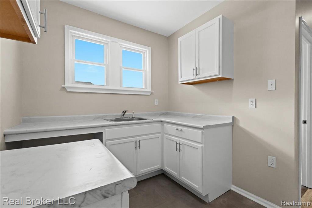4204 CLEMENTS Street, Detroit, MI 48238 — Photo 7