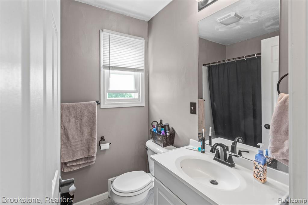 6235 DALLAS Street, Monroe, MI 48161 — Photo 10
