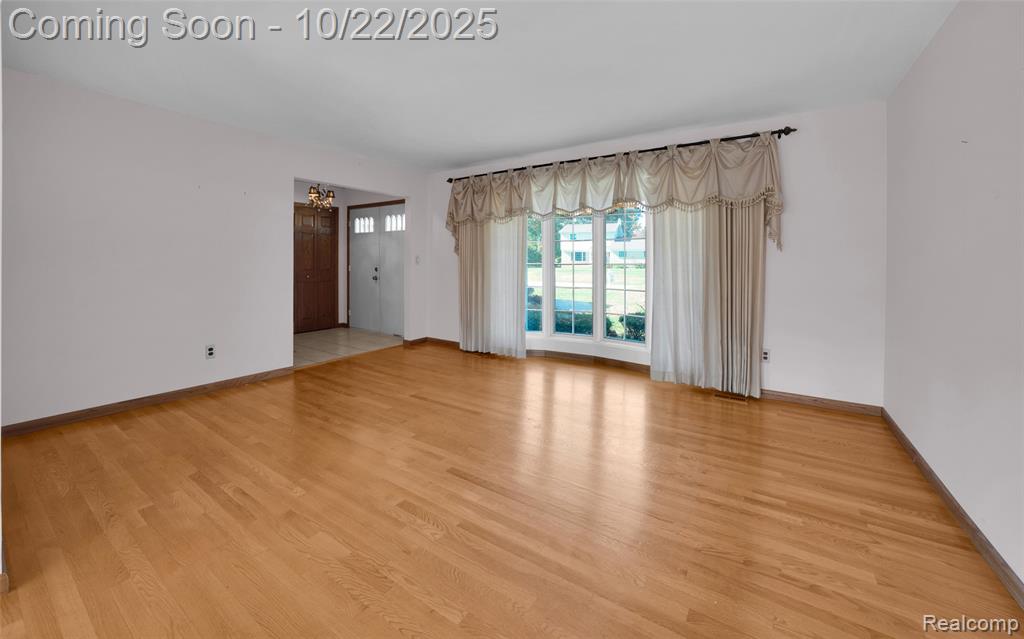 3996 Araby Court, Highland, MI 48356 — Photo 47