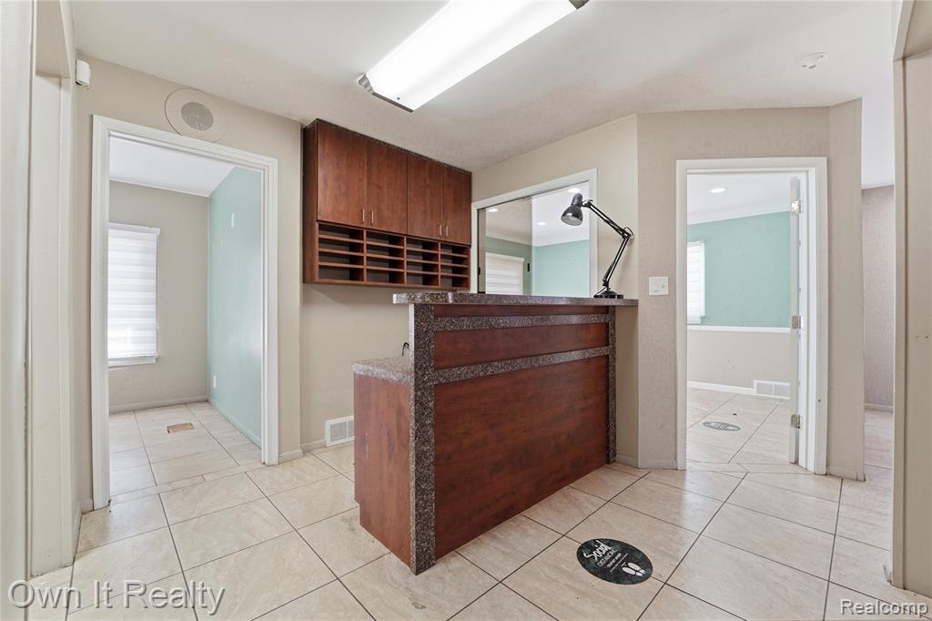 7247 Schaefer Road, Dearborn, MI 48126 — Photo 10