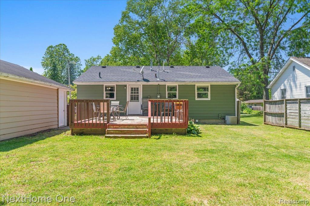 418 N HOWARD, Webberville, MI 48892 — Photo 18