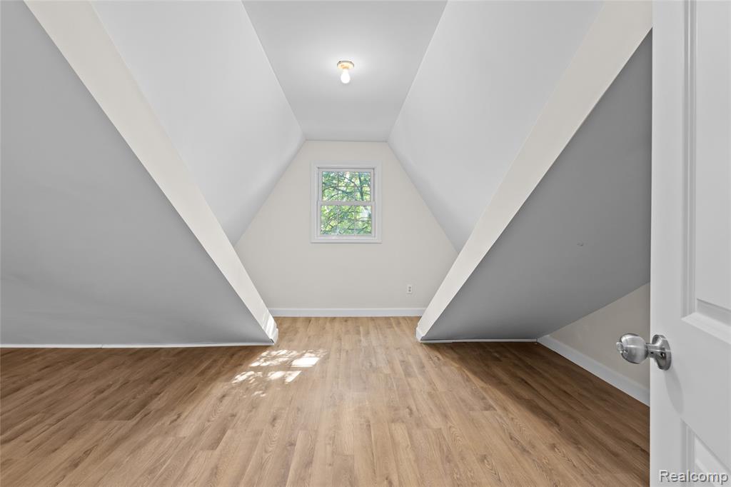5401 Orchard Avenue, Dearborn, MI 48126 — Photo 27