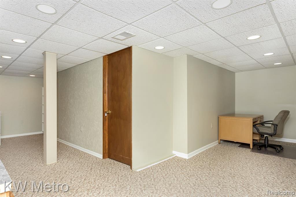 41667 WESTBURY Lane, Clinton Twp, MI 48038 — Photo 29