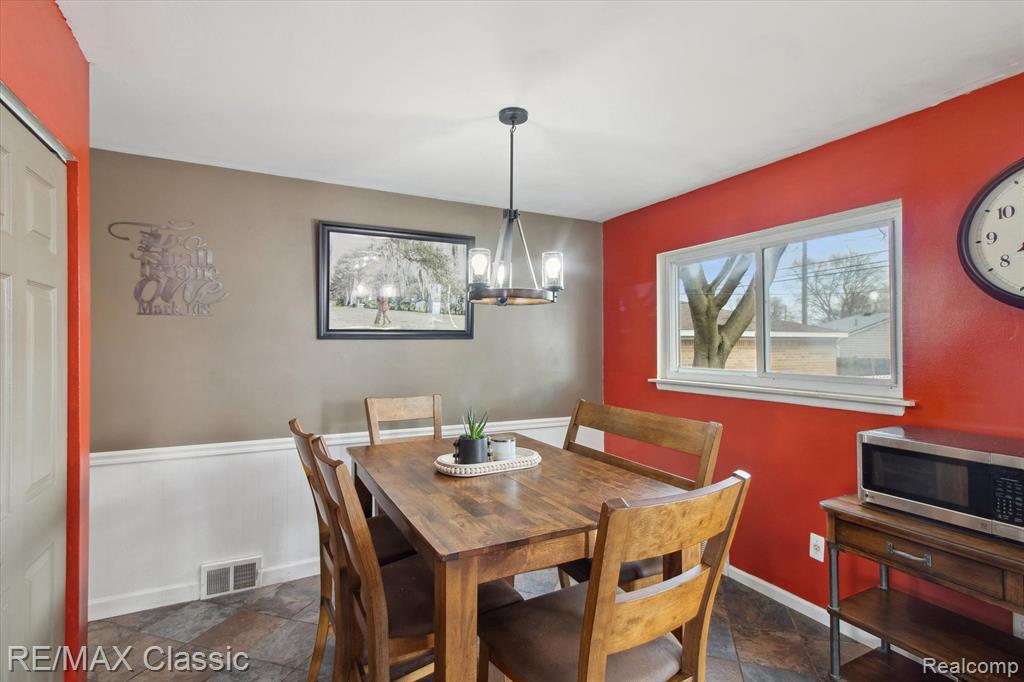 832 VAN SULL Street, Westland, MI — Photo 9
