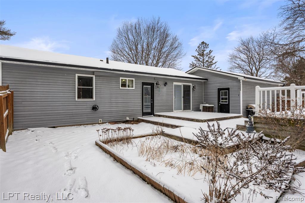 8088 Oreilly Circle, Davison, MI 48423 — Photo 35