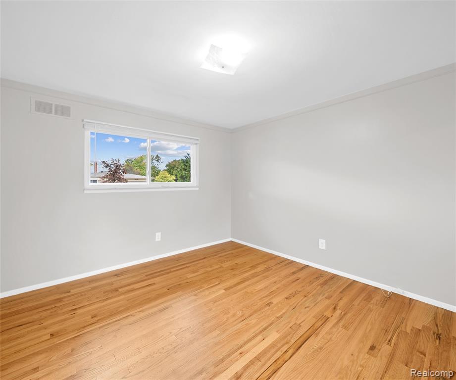 7330 Pointe Drive, Canton, MI 48187 — Photo 17