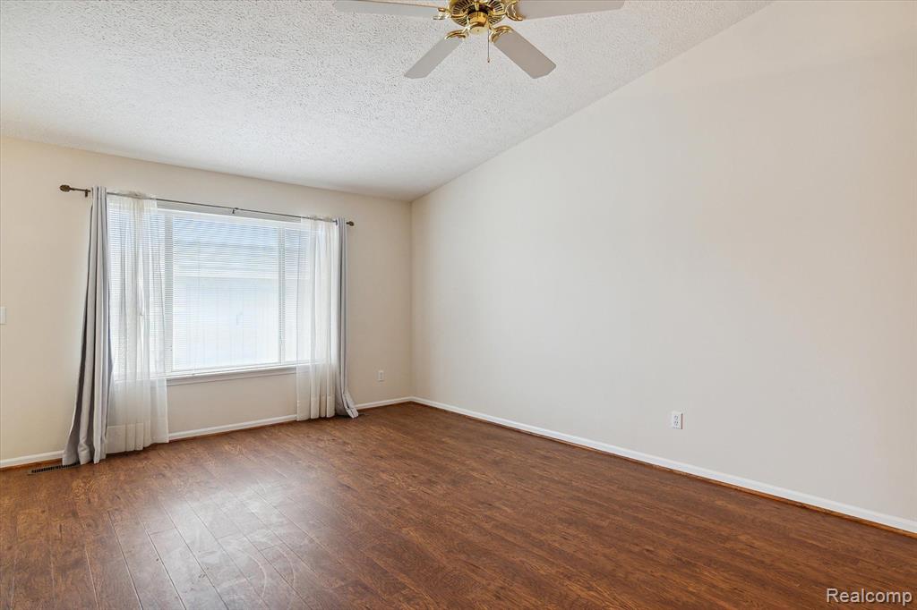 62180 Arlington, 2, South Lyon, MI 48178 — Photo 8