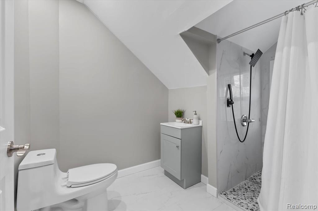 16221 SANTA ROSA Drive, Detroit, MI 48221 — Photo 14
