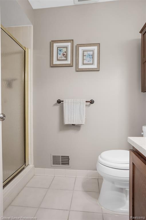 43246 Winterfield Drive, Sterling Heights, MI 48314 — Photo 37