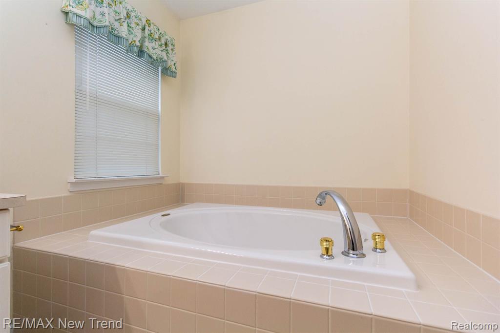 4905 RAVINE, Ann Arbor, MI 48105 — Photo 22