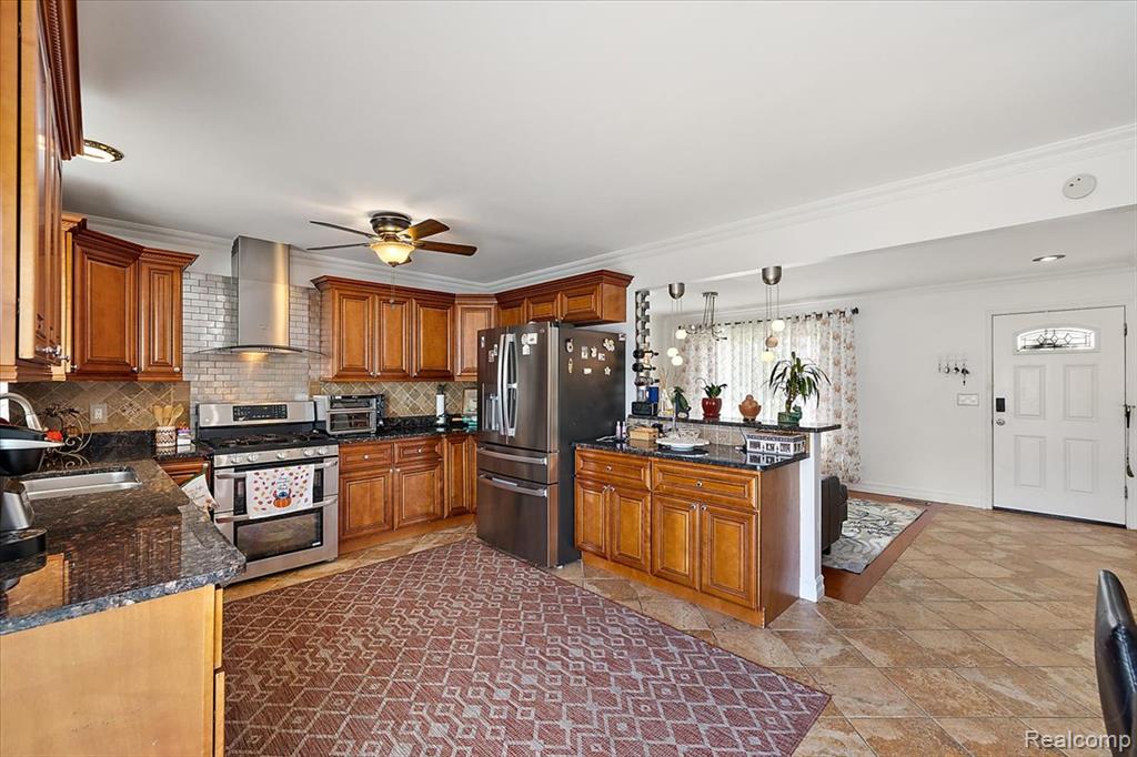 40058 Fraser Drive, Sterling Heights, MI 48310 — Photo 11