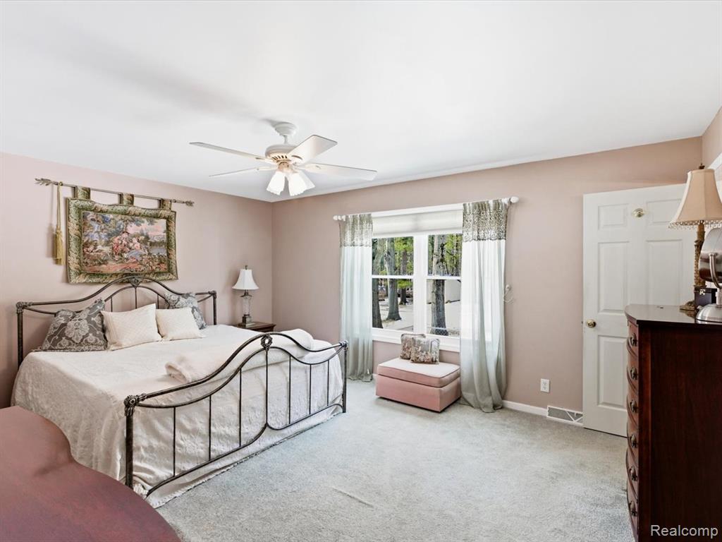 8431 Lakeshore Road, Burtchville, MI 48059 — Photo 27