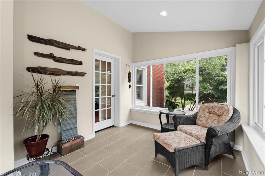 41840 E Ann Arbor Trail, Plymouth, MI 48170 — Photo 17
