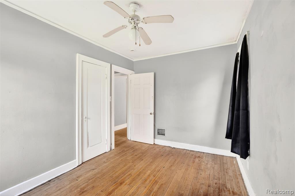 12716 Wilshire Drive, Detroit, MI 48213 — Photo 12