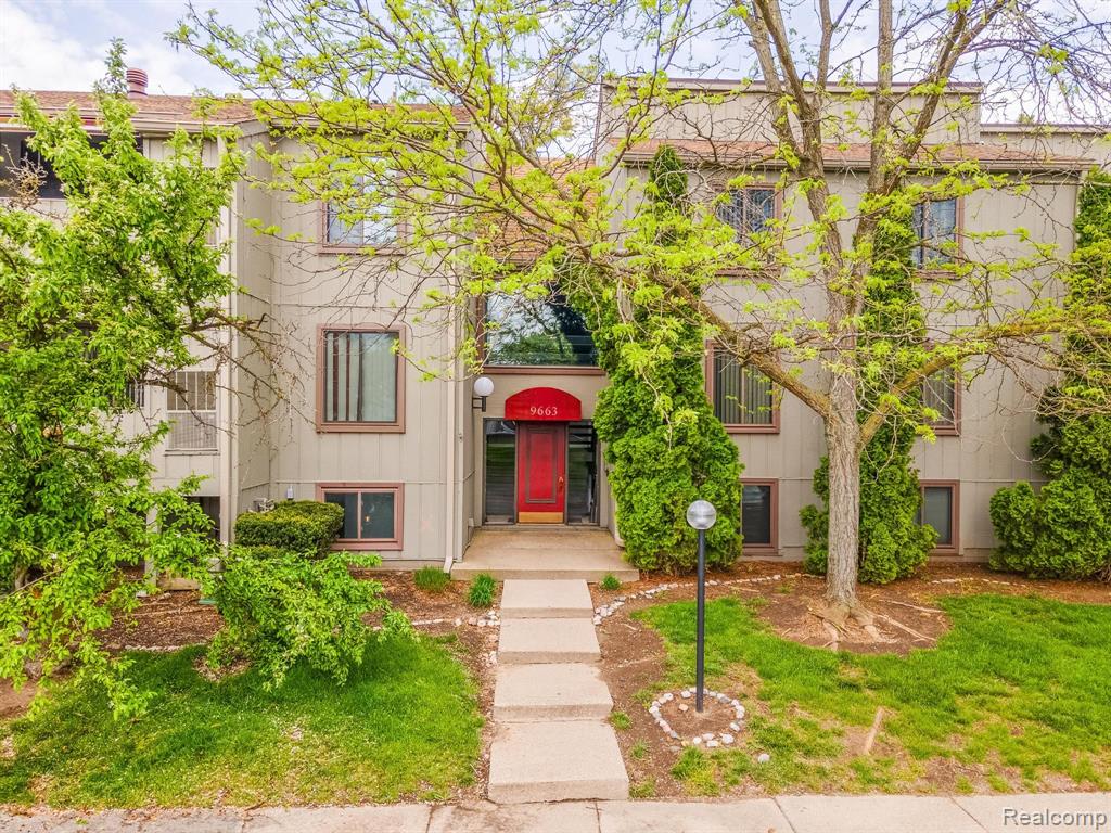 9663 BAYVIEW Drive, Ypsilanti, MI 48197 — front exterior