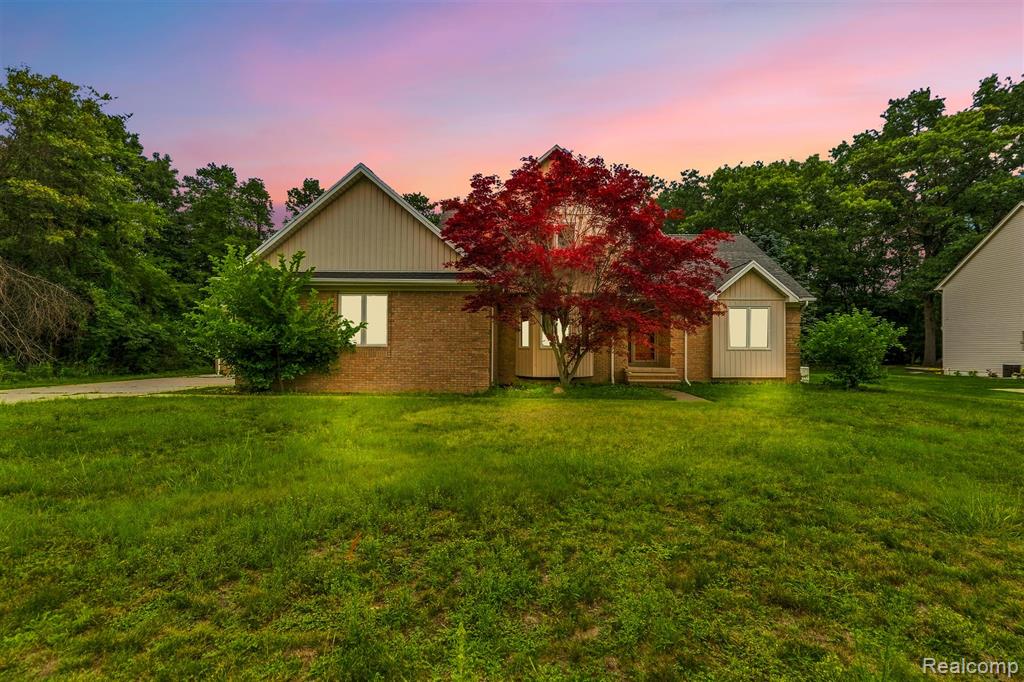 3326 Shorewood Avenue, Fort Gratiot, MI 48059