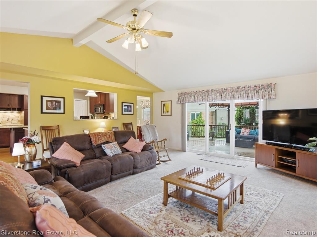 6577 Edith Court, Troy, MI 48085 — Photo 15