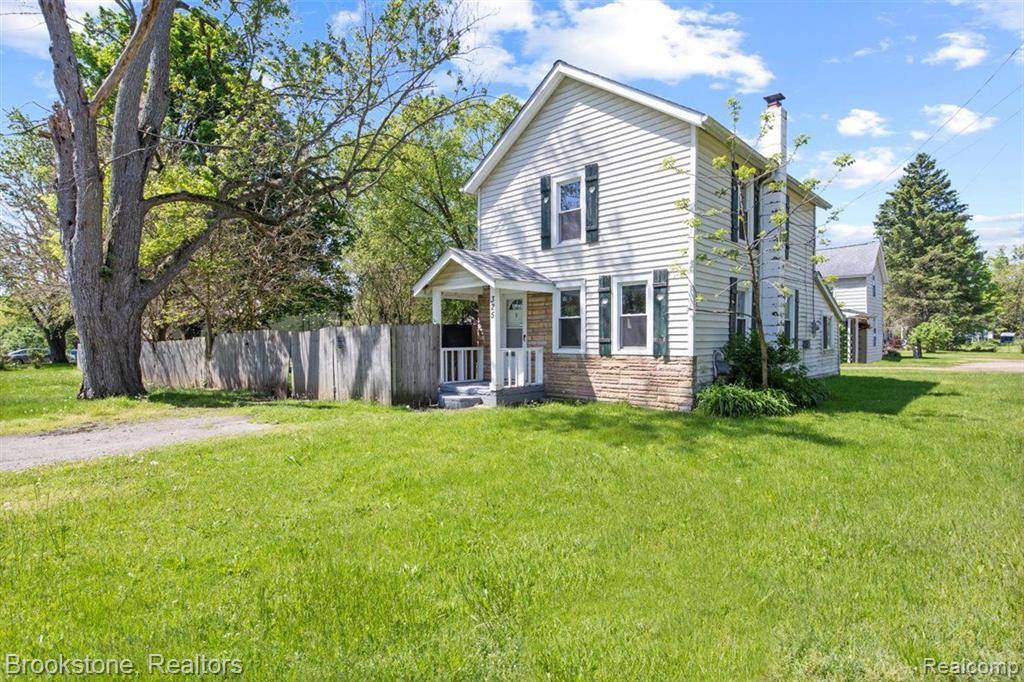 325 N Ann Street, Byron, MI 48418 — Photo 2