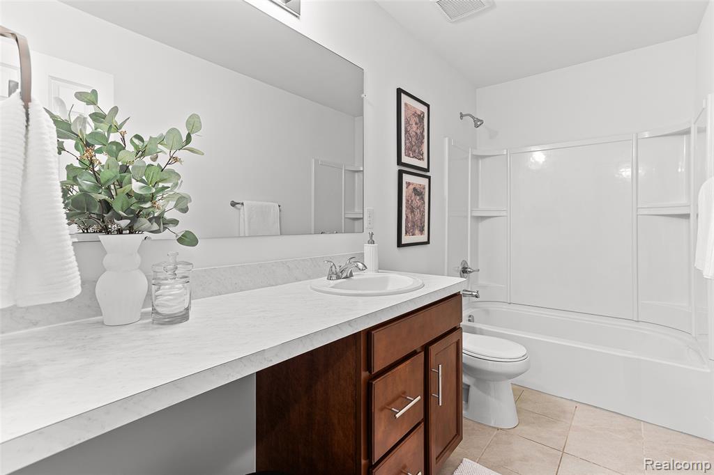 286 SPRINGVIEW Street, Ann Arbor, MI 48103 — Photo 36