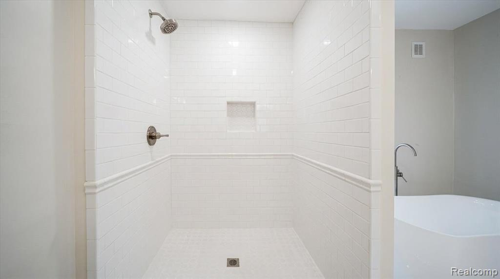438 N Bailey Street, Romeo, MI 48065 — Photo 16