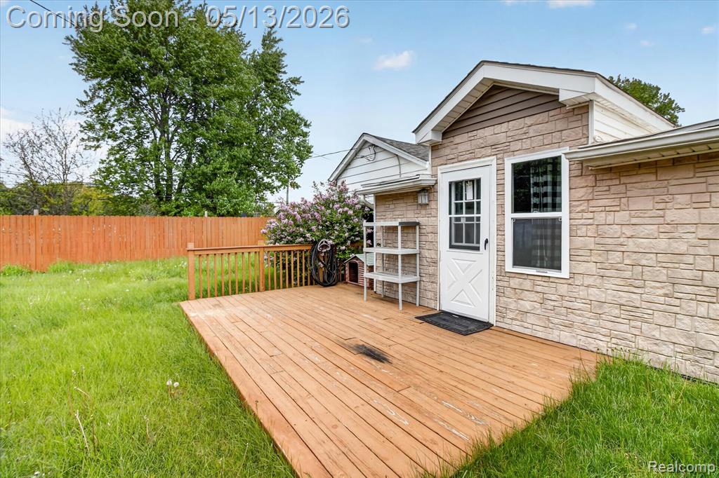 50 CLARENCE Street, Belleville, MI 48111 — Photo 38