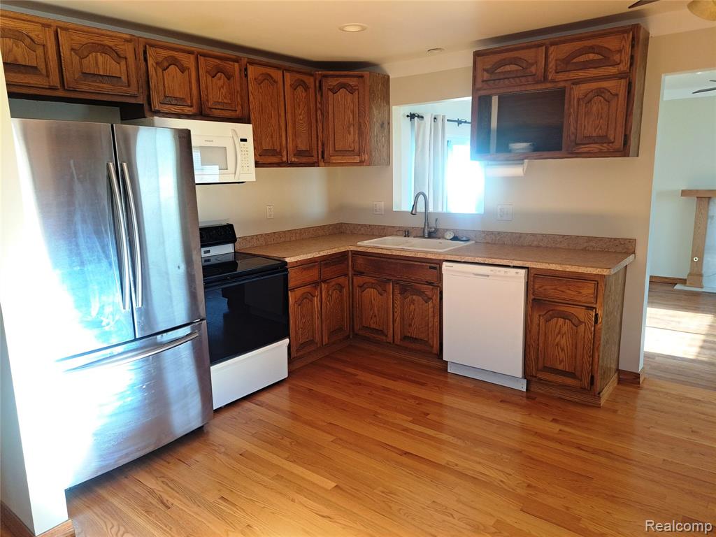 4061 Stanley Avenue, Allen Park, MI 48101 — Photo 8