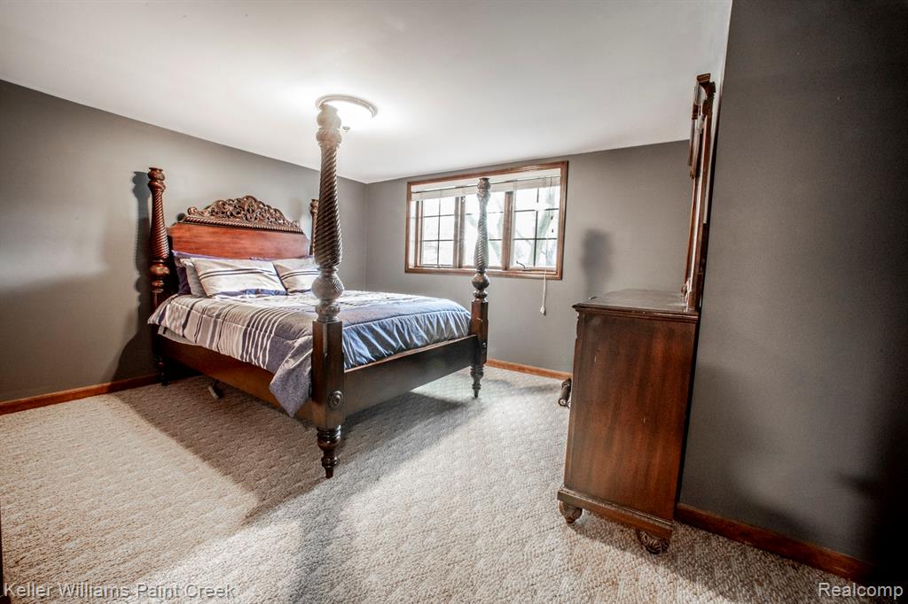 939 Biggers Court, Rochester Hills, MI 48309 — Photo 22