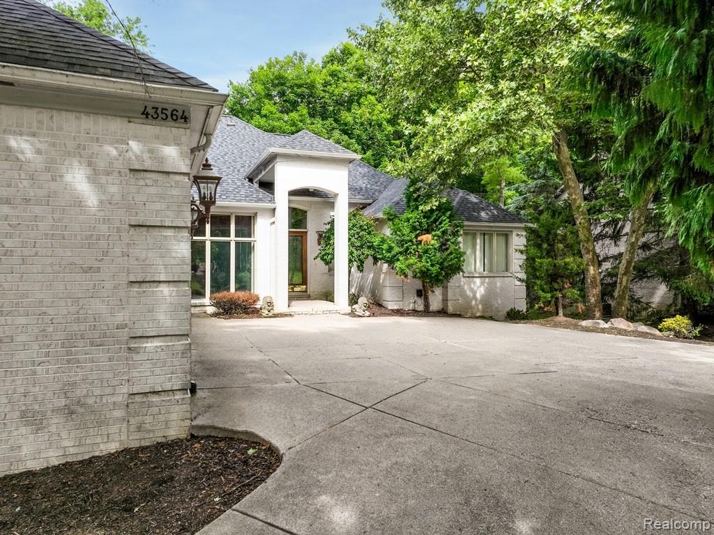 43564 Scenic Lane, Northville, MI 48167 — Photo 60