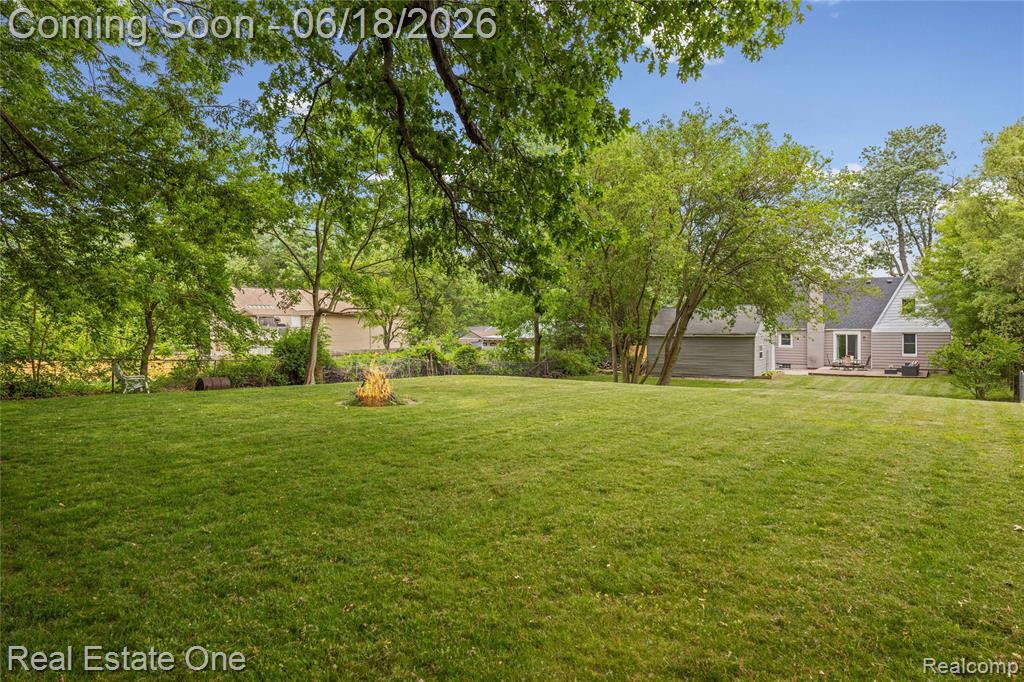 2275 Richwood Road, Auburn Hills, MI 48326 — Photo 43