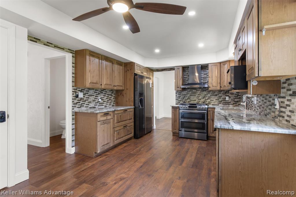 4061 Middlebury Drive, Troy, MI 48085 — Photo 12